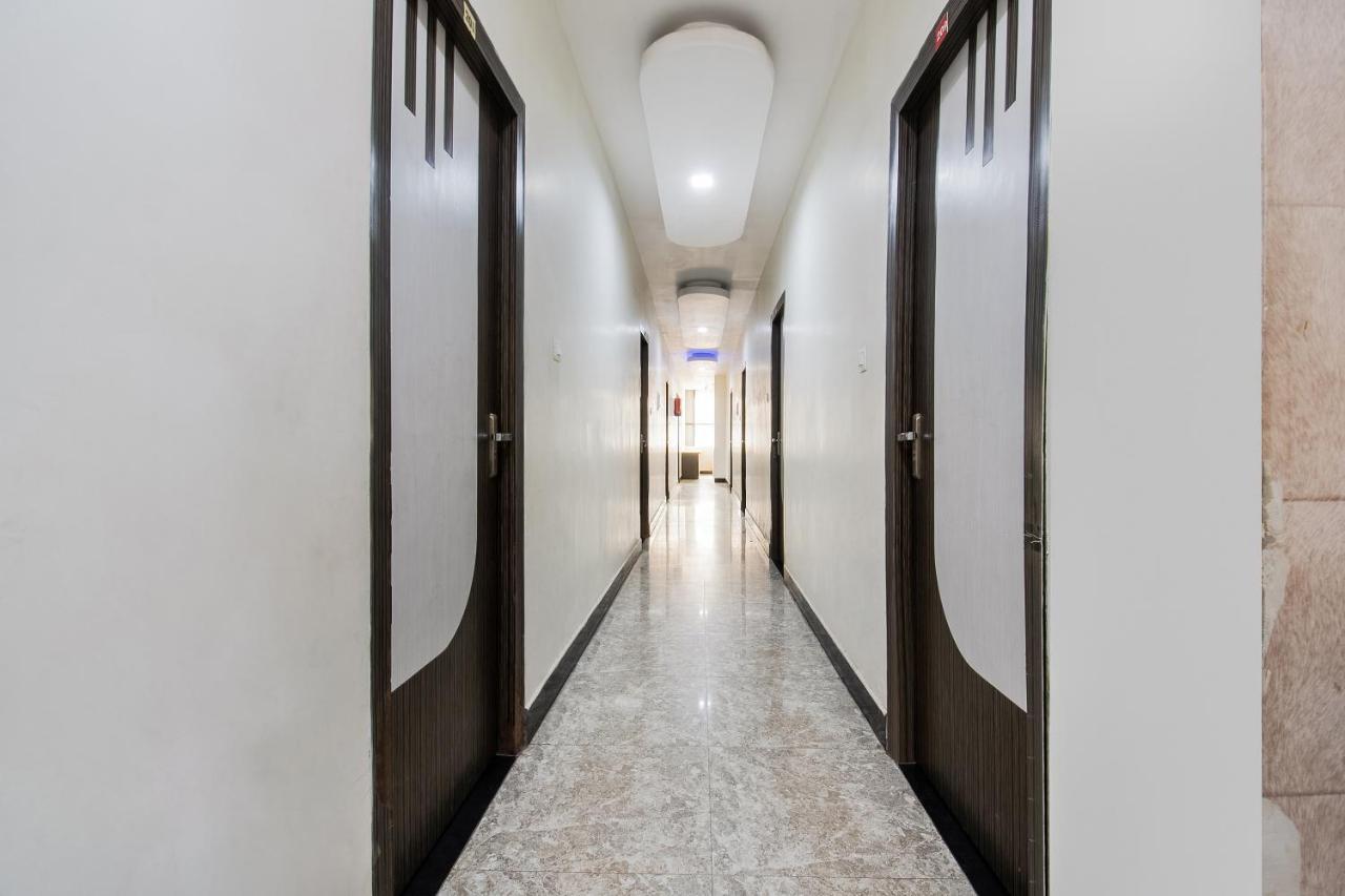 โอโย 44287 โฮเต็ล อารพ พลาซา Hotel มูซัฟฟาร์ปูร์ ภายนอก รูปภาพ